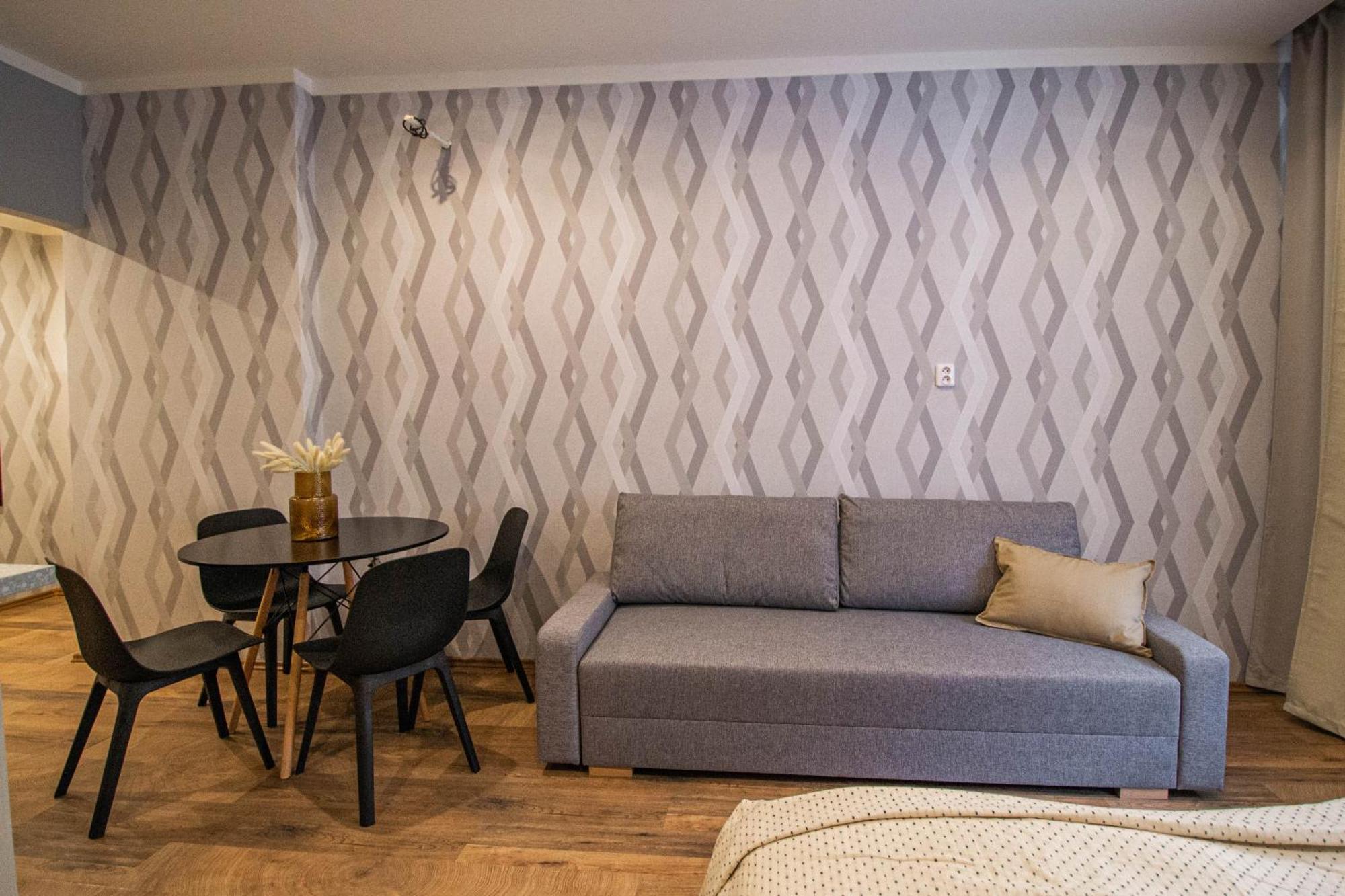 Cozy Studio In The Main City Center プラハ エクステリア 写真